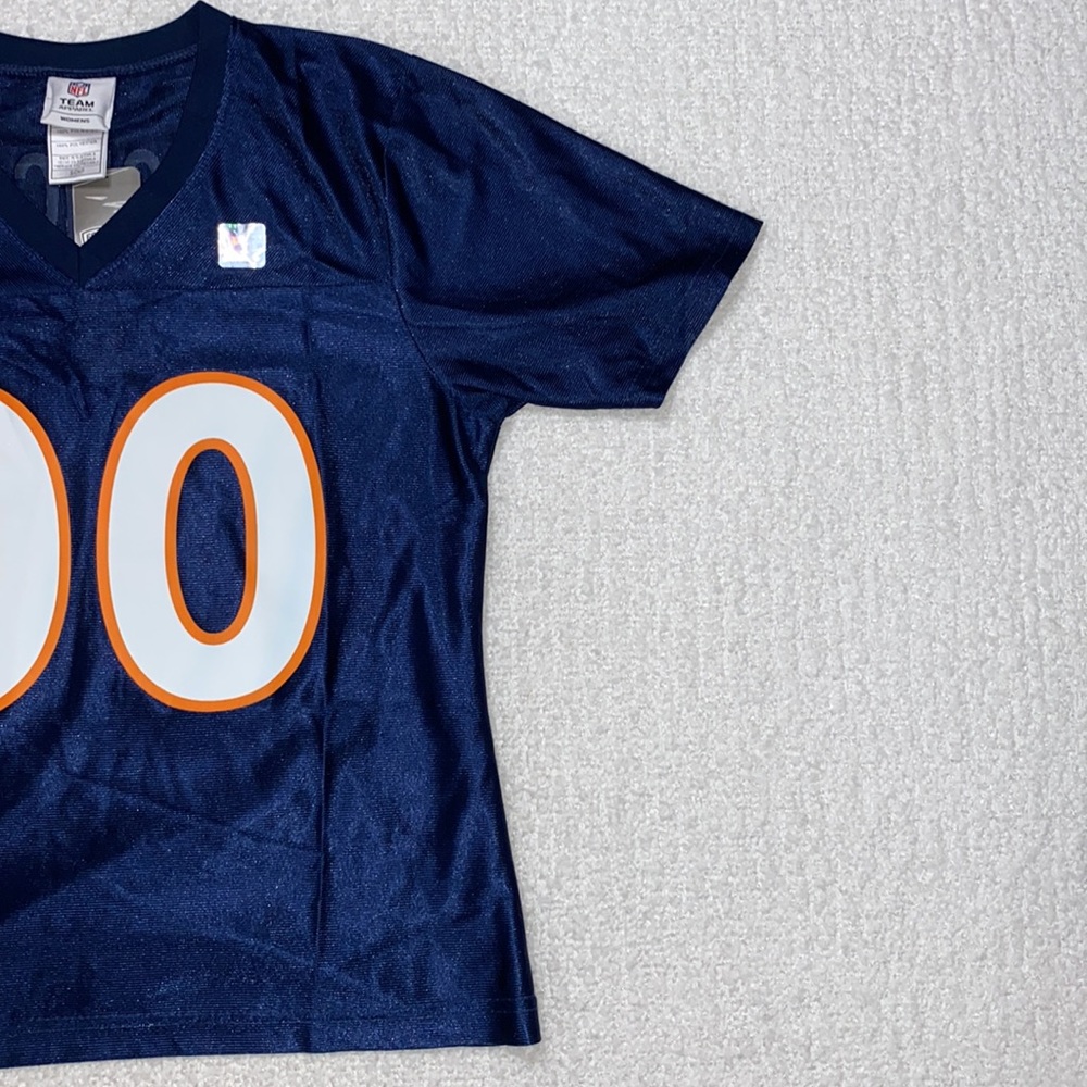 NWT 🏈 NFL Team Apparel Women’s Denver Broncos Jersey Tee Shirt Size Small 💙🧡 - Picture 4 of 13